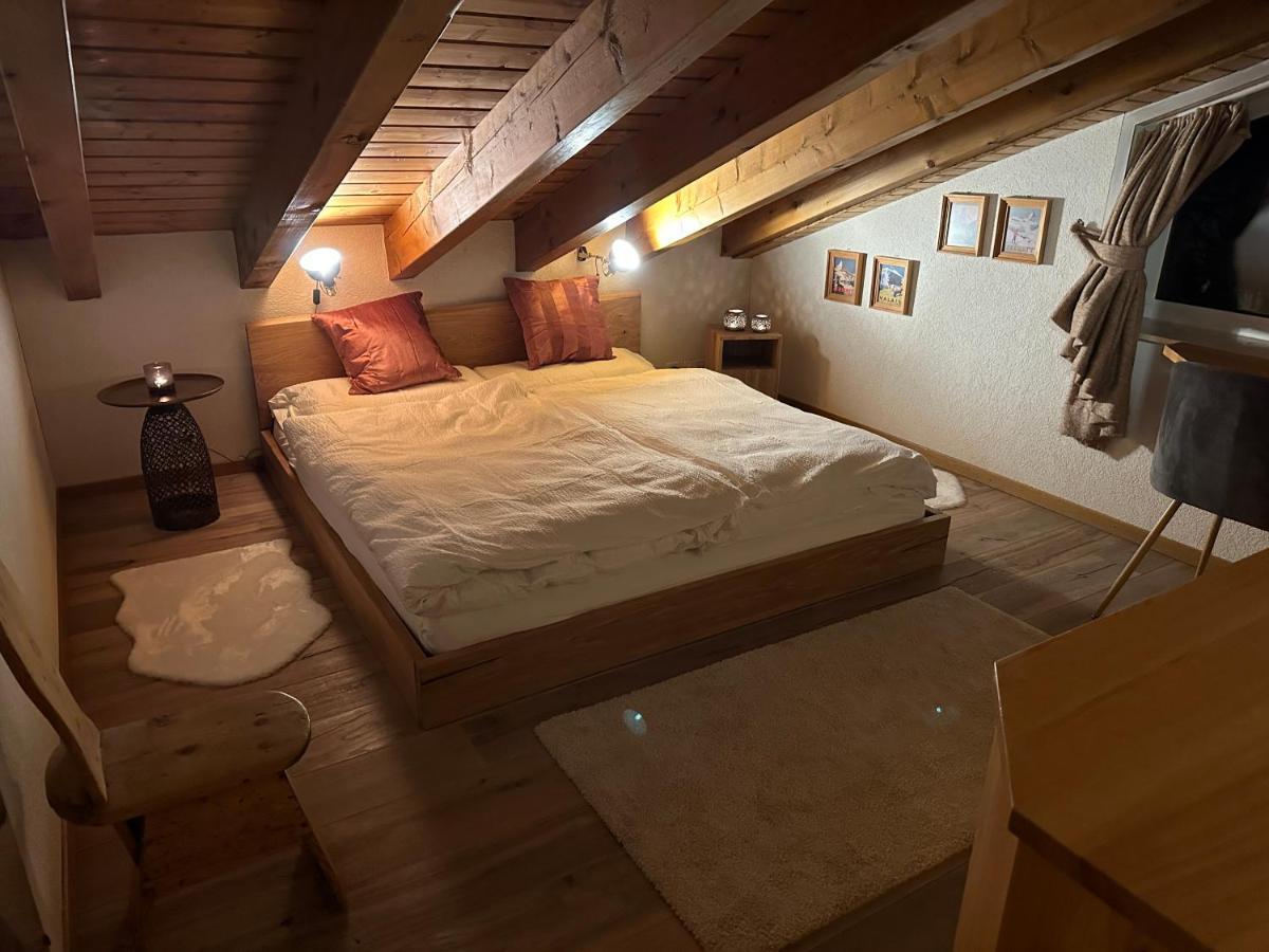 Dachwohnung Mit Charme Im Haus Luchre, ツェルマット エクステリア 写真