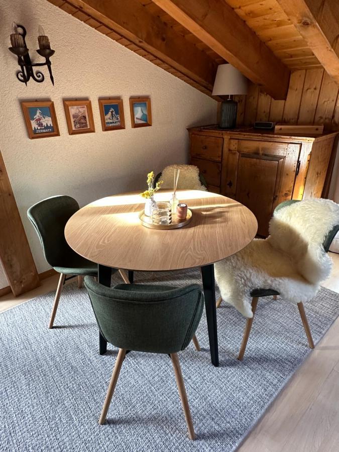 Dachwohnung Mit Charme Im Haus Luchre, ツェルマット エクステリア 写真