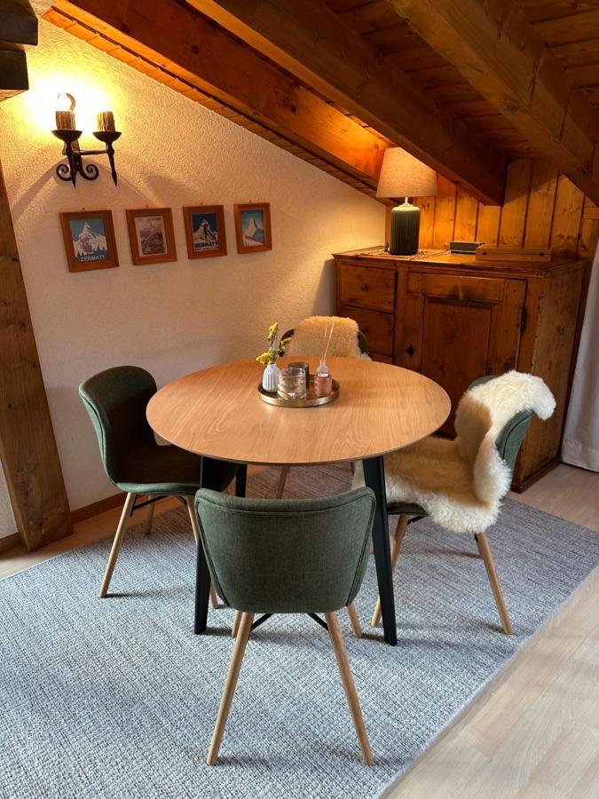 Dachwohnung Mit Charme Im Haus Luchre, ツェルマット エクステリア 写真