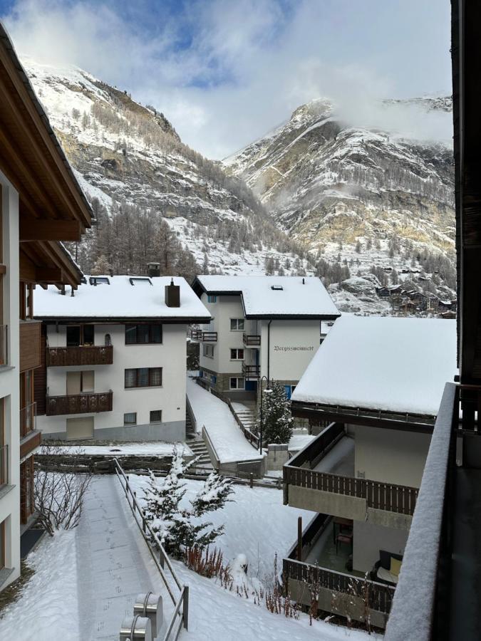 Dachwohnung Mit Charme Im Haus Luchre, ツェルマット エクステリア 写真